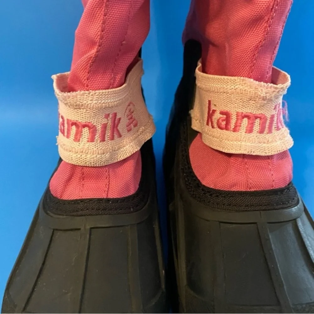 Kamik Boots Girls Size 4 Slip‎ On Pink Black Snow Boot